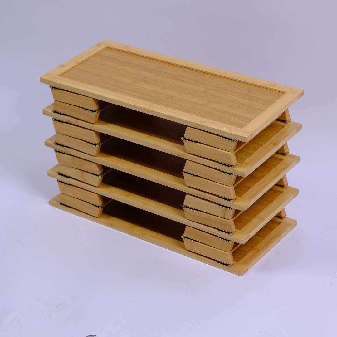 Folding Shelves - 5 shelves capacity - Image 4